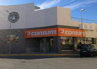 Edificio comercial con aparcamiento El Ejido (Almería)