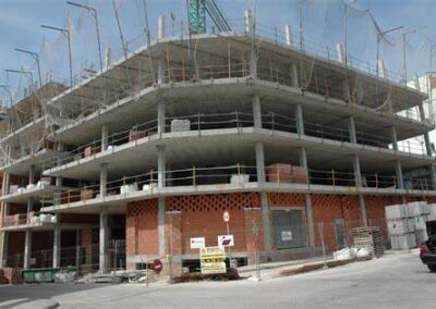 Estructura edificio viviendas Pego